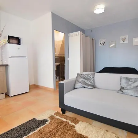 Beautiful In With Wifi Holiday home Aleria (Corsica)