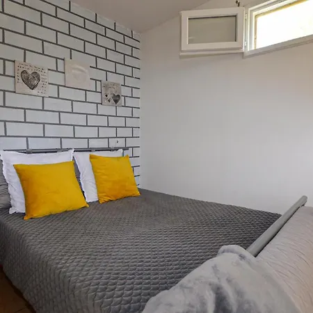 Pet Friendly In With Wifi Holiday home Aleria (Corsica)